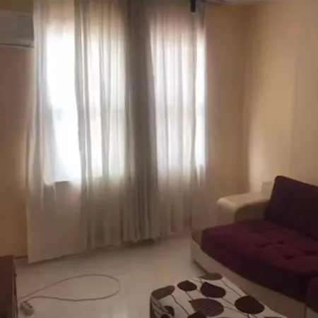 Lotus Apartment *